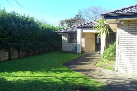 Photo of property in 20e Waione Avenue, Te Atatu Peninsula, Auckland, 0610