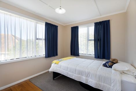 Photo of property in 19 Jillett Street, Titahi Bay, Porirua, 5022