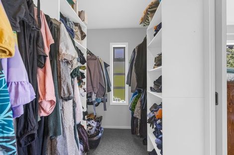 Photo of property in 28 Sunstone Crescent, Brown Owl, Upper Hutt, 5018