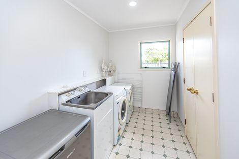 Photo of property in 17 Norfolk Drive, Otamatea, Whanganui, 4500