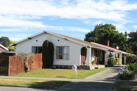 Photo of property in 1/51 Woodbury Street, Russley, Christchurch, 8042