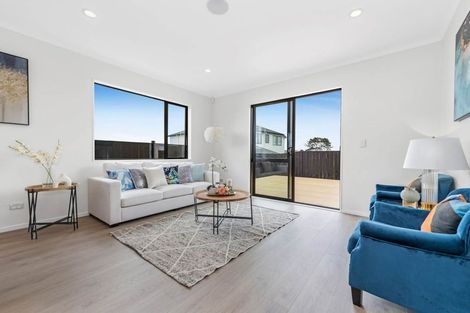 Photo of property in 48 Emerald Avenue, Rosehill, Papakura, 2113