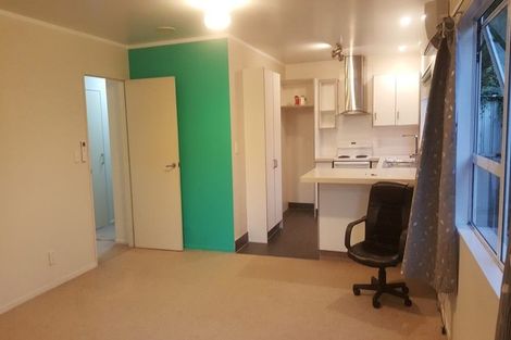 Photo of property in 4/2 Takatimu Way, Johnsonville, Wellington, 6037