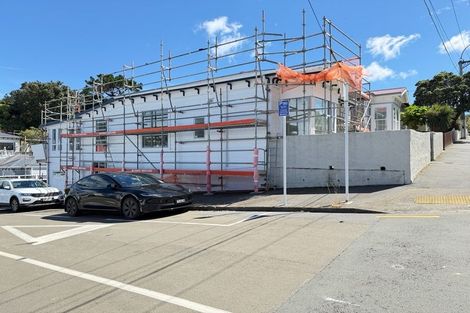 Photo of property in 432 Adelaide Road, Berhampore, Wellington, 6023