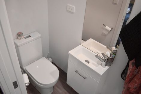 Photo of property in 2/10 Palmerston Street, Hamilton Central, Hamilton, 3204