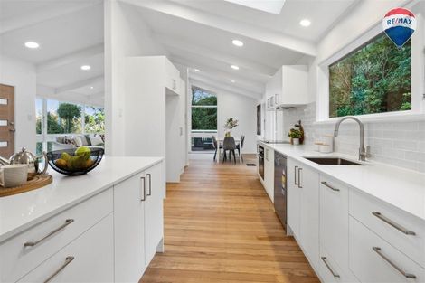 Photo of property in 51 Normandale Road, Normandale, Lower Hutt, 5010