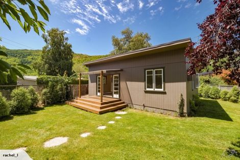 Photo of property in 51 Centennial Avenue, Arrowtown, 9302