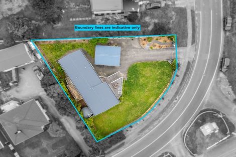 Photo of property in 2 Makora Road, Otaihanga, Paraparaumu, 5036