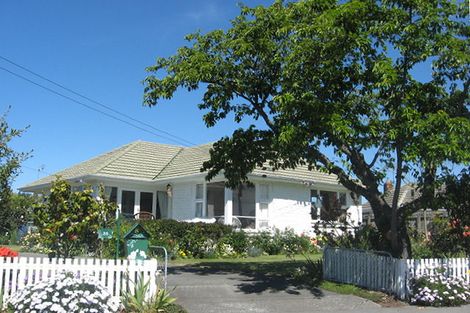 Photo of property in 25 Vivian Street, Burwood, Christchurch, 8083