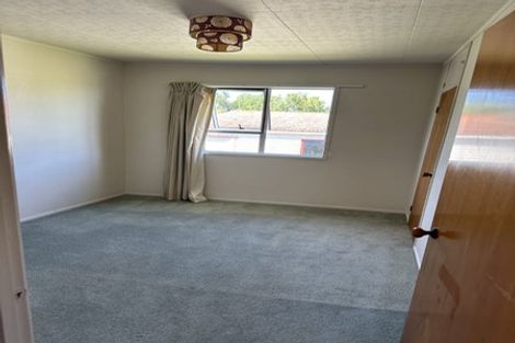 Photo of property in 25 Pyle Road West, One Tree Point, 0118