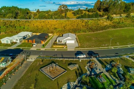 Photo of property in 47 Pakanga Grove, Pyes Pa, Tauranga, 3112