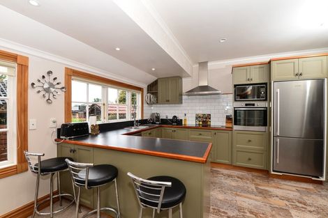 Photo of property in 37 Dalethorpe Avenue, Fairfield, Hamilton, 3214