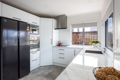 Photo of property in 4/49 Sackville Street, Fitzroy, New Plymouth, 4312