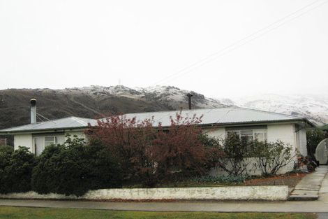 Photo of property in 10 Whitby Street, Clyde, 9330