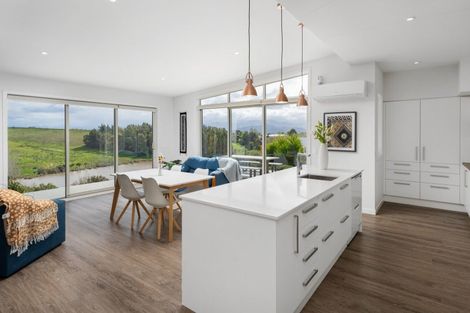 Photo of property in 9 Ridgetop Rise, Fairhall, Blenheim, 7272