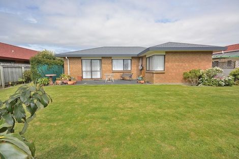 Photo of property in 125 Queens Road, Waikanae Beach, Waikanae, 5036