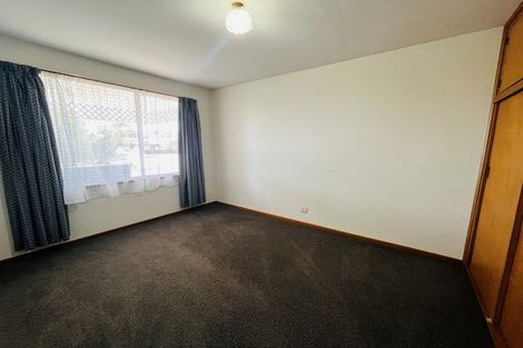 Photo of property in 2/15 Gardiners Road, Bishopdale, Christchurch, 8051