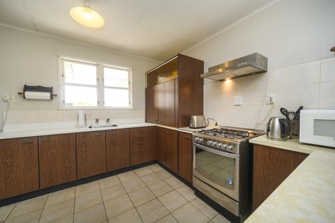 Photo of property in 65 Sutherland Crescent, Westbrook, Palmerston North, 4412