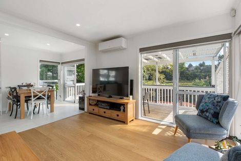 Photo of property in 93 Riverpark Crescent, Henderson, Auckland, 0610