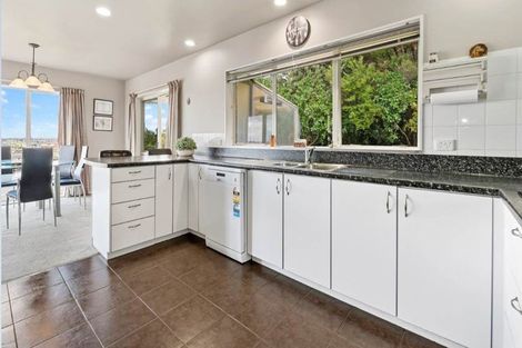 Photo of property in 136 West Hoe Heights, Orewa, 0931