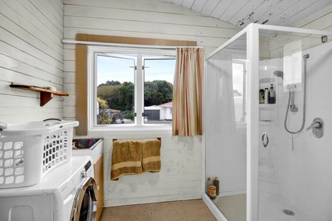 Photo of property in 8 Lincoln Street, Patea, 4520