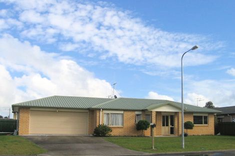 Photo of property in 15 Harvard Court, Melville, Hamilton, 3206
