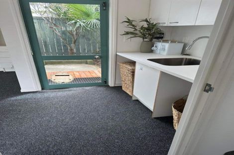 Photo of property in 2/61 Beresford Street, Bayswater, Auckland, 0622