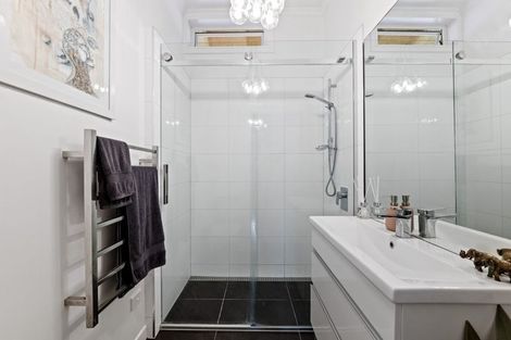 Photo of property in 18 David Street, Westown, New Plymouth, 4310