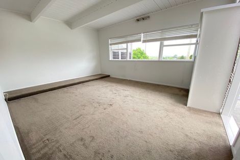 Photo of property in 156 Bleakhouse Road, Mellons Bay, Auckland, 2014