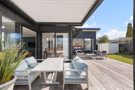 Photo of property in 121 Charleston Avenue, Whangamata, 3620