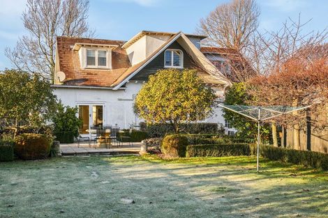 Photo of property in 284 Papanui Road, Merivale, Christchurch, 8052