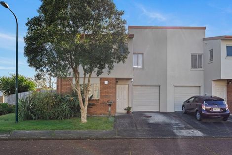 Photo of property in 2 Elwarth Way, Ranui, Auckland, 0612