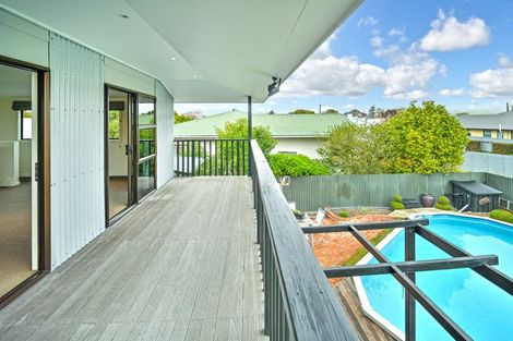Photo of property in 402 Lumsden Road, Akina, Hastings, 4122