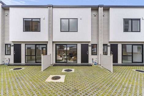 Photo of property in 4/62 Smythe Road, Henderson, Auckland, 0612