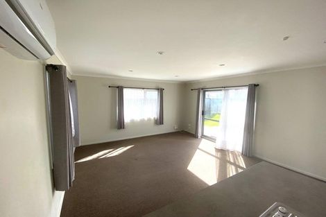 Photo of property in 1 Northolt Road, Fairview Downs, Hamilton, 3214