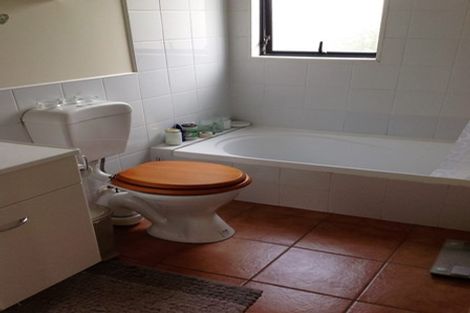 Photo of property in 11/15 Andersons Road, Oteha, Auckland, 0632