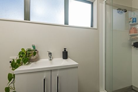 Photo of property in 10a Dahlia Street, Palmerston North, 4410