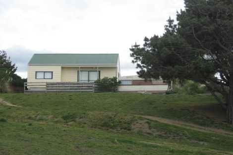 Photo of property in 22 Takitimu Street, Waitarere Beach, Levin, 5510