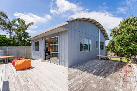 Photo of property in 100 Ocean Close, Matarangi, Whitianga, 3592
