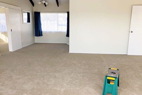 Photo of property in 28 Cranberry Place, Bucklands Beach, Auckland, 2012