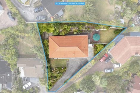 Photo of property in 32 Telstar Place, Beach Haven, Auckland, 0626