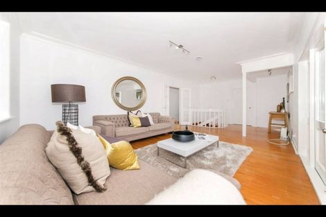 Photo of property in 12 Rossmore Terrace, Murrays Bay, Auckland, 0630