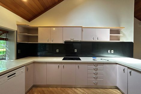 Photo of property in 70 Jack Paterson Road, Opaheke, Papakura, 2584