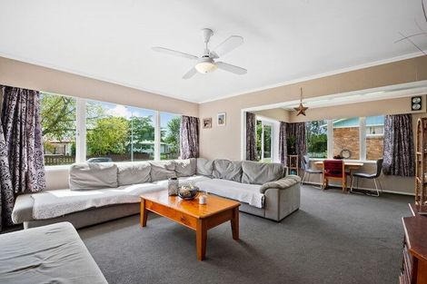 Photo of property in 19 Kenmore Place, Tokoroa, 3420