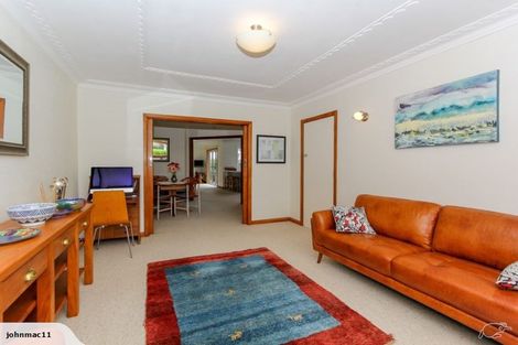 Photo of property in 30 Sackville Street, Fitzroy, New Plymouth, 4312