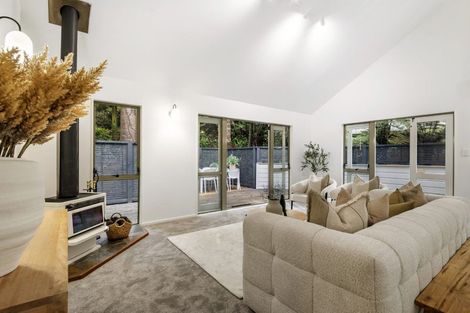 Photo of property in 2/48 Park Hill Road, Birkenhead, Auckland, 0626