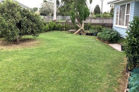 Photo of property in 1/6 Hunua Road, Papakura, 2110