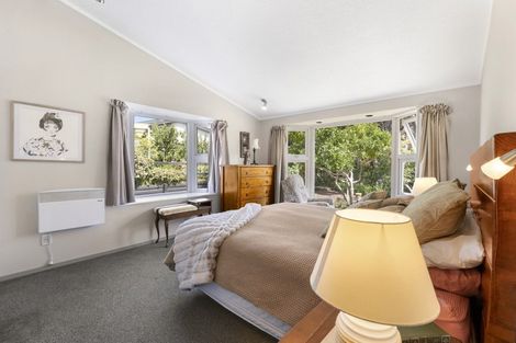 Photo of property in 15 Robert Grove, Paraparaumu, 5032