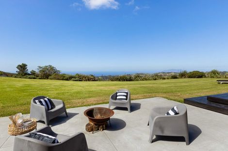 Photo of property in 449 Rodney Road, Big Omaha, 0985