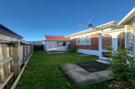 Photo of property in 95 Riverside Drive, Waiwhetu, Lower Hutt, 5010